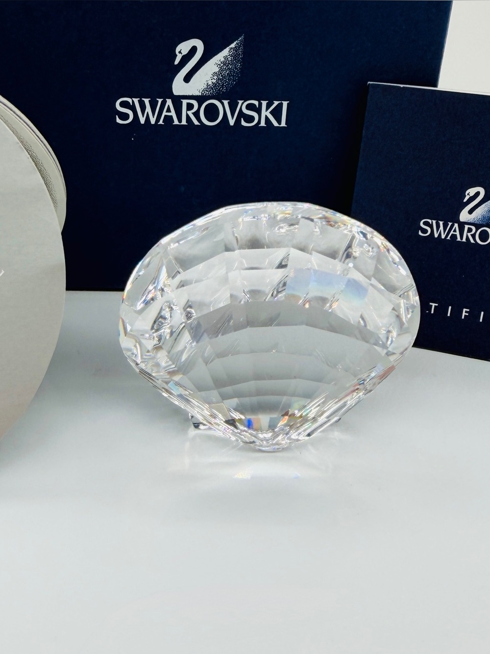 Swarovski Retired Crystal Scallop Shell Figurine NIB
